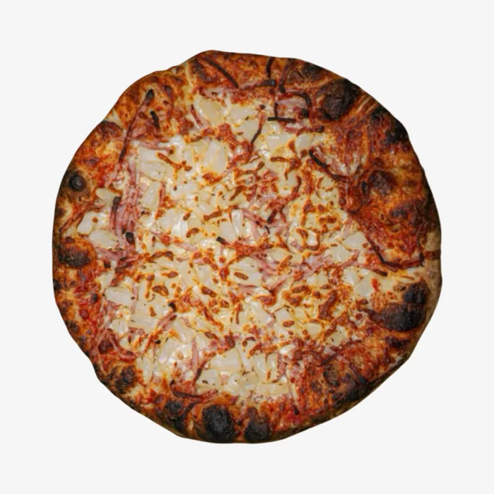 Tropical pizza at Medici Pizzeria